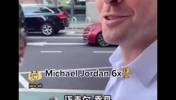 美国街头采访：谁是史上最伟大的运动员？你又觉得谁是呢？